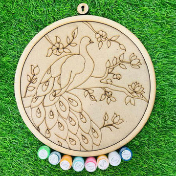 Peacock round plate