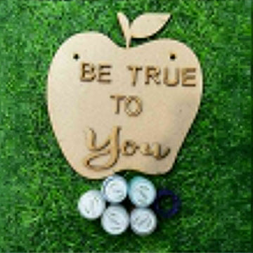 Apple shaped motivational hanging decor quote