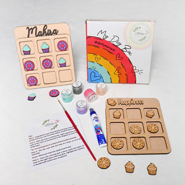 Donut and Cupcake Tic Tac Toe